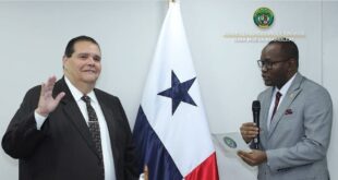 Chello Gálvez es Juramentado como Presidente de presupuesto