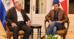 Mulino realiza su primer viaje oficial