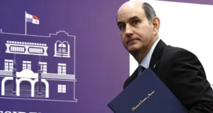 Chapman reafirma compromiso fiscal y ajusta presupuesto de Panamá en 2025