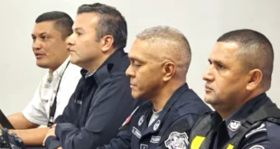 Policía Nacional de Panamá Destituye a 123 Agentes en Depuración Institucional