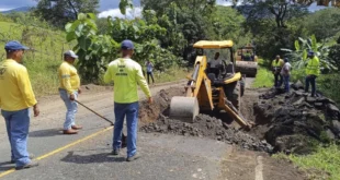Reparan hundimiento de vía Macaracas-Tonosí