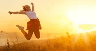 7 formas sencillas de ser más feliz según la ciencia en 2025