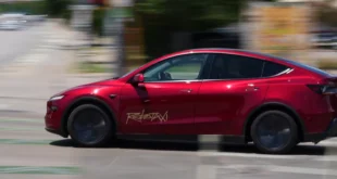 Alarmas en las calles: los Robotaxis de Musk circulan en sentido contrario y frenan sin razón