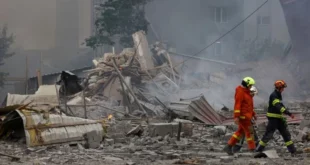 Aumentan a 23 los muertos por los ataques rusos en Kiev: Balance, contexto y reacciones