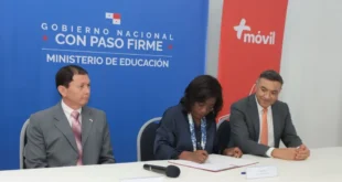 MEDUCA Firma Contrato para Impulsar el Programa "Internet para Todos" en las Escuelas de Panamá