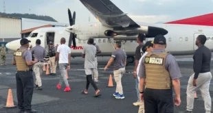 Panamá deporta a 43 extranjeros en lucha contra el tráfico ilícito de migrantes