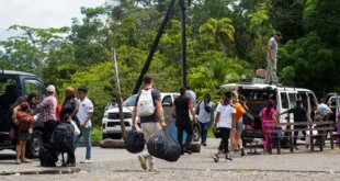 Policía Nacional Aprehende a 18 Menores Durante Protestas en Bocas del Toro