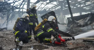 Ucrania Acusa a Rusia de "Terrorismo" Tras Ataque Masivo en Represalia