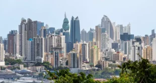 Créditos Bancarios en Panamá crecen 4.5% en Mayo, impulsados por Comercio, Agro y Sector Público