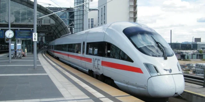 El ferrocarril Panamá-David generará 71,000 empleos en 10 años: Impacto económico y social