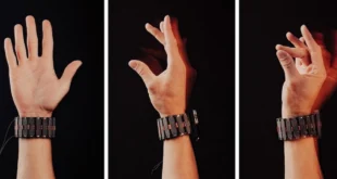 Meta Presenta Innovadora Pulsera para Controlar Dispositivos con Gestos