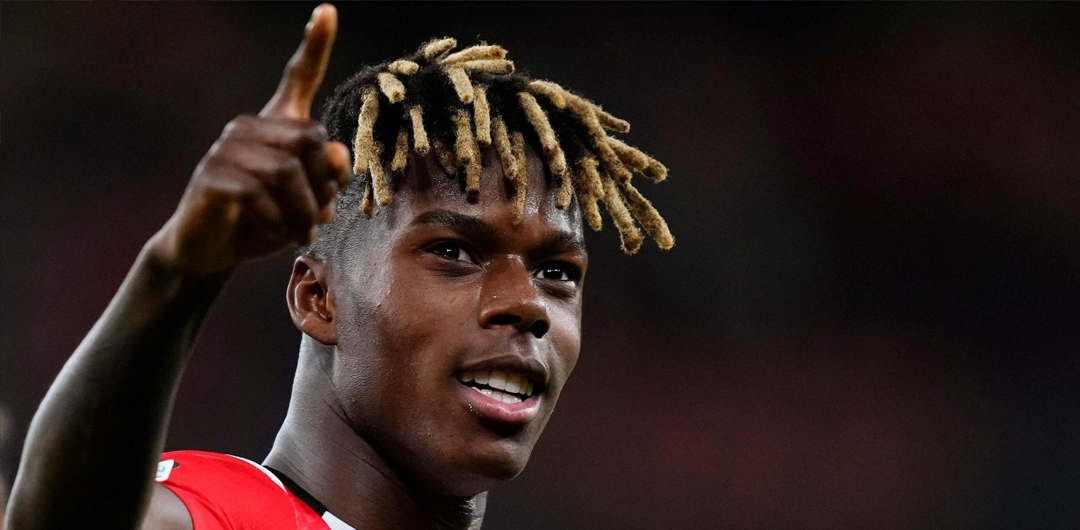 Nico Williams anuncia que se queda y renueva con el Athletic hasta 2035 ...