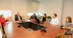 Panamá presenta su proyecto ferroviario al embajador de EE.UU. para fortalecer la inversión y la integración regional