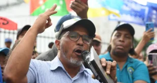 Preocupación por la estabilidad laboral de docentes en paro indefinido, afirma Fernando Ábrego, secretario general de Asoprof