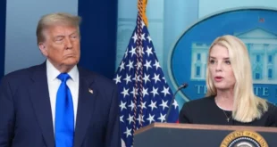 Trump Demanda al 'Wall Street Journal' por $10,000 Millones: Conexión Epstein en el Centro de la Controversia