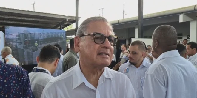 Contralor Flores Confirma Depuración de 9,000 Funcionarios de la Planilla Estatal