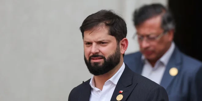 Escándalo en Argentina: Boric Envía Ministro Tras Ataque a Hinchas de la U en Copa Sudamericana