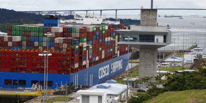 Maersk Adquiere el Ferrocarril del Canal de Panamá en Operación Estratégica