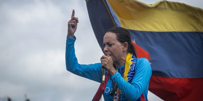 María Corina Machado Lanza Ultimátum a Cómplices del Régimen Chavista: "El Tiempo Se Acabó"