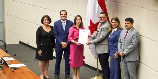 MEF Presenta Proyecto de Ley para Acuñar Monedas Conmemorativas en Panamá