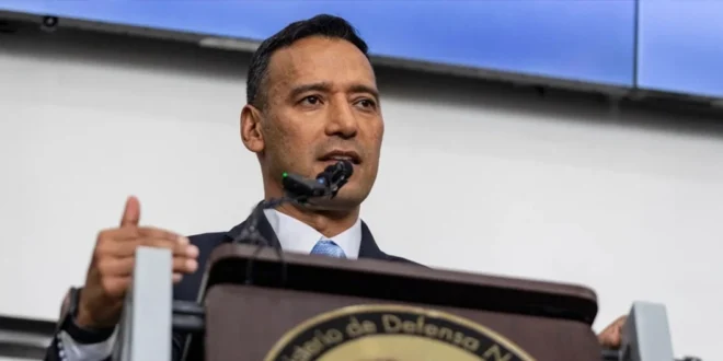 Ministro de Defensa de Colombia Niega Despliegue Masivo de Tropas en la Frontera con Venezuela