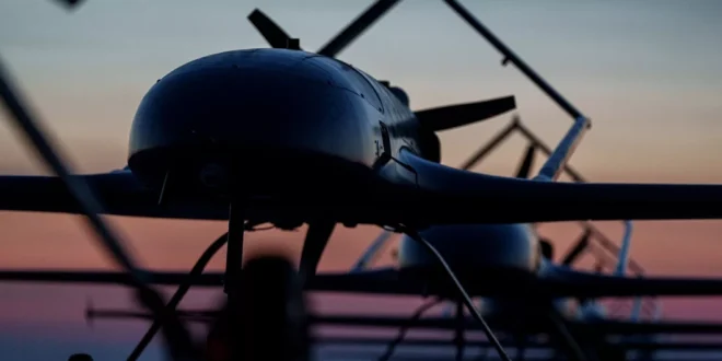 Ucrania Ataca Fábricas Militares y Refinerías Clave en Rusia: La Escalada de la Guerra de Drones