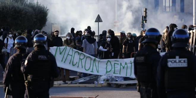 Caos en Francia: Protestas Masivas Sacuden el País por Ajustes Económicos