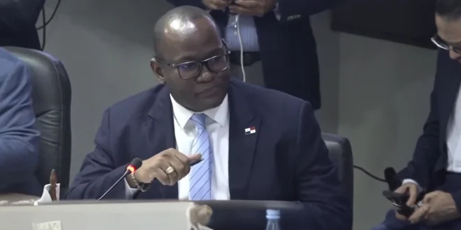 Diputado Buchanan Denuncia Interceptaciones Telefónicas y Allanamiento de su Vehículo