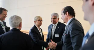 Eslovenia Considera Adherirse al Tratado de Neutralidad del Canal de Panamá tras Reunión Bilateral