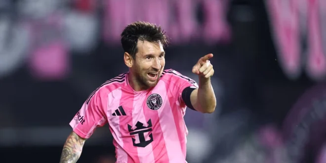 Messi supera a Cristiano Ronaldo: Un nuevo récord en la mira del astro argentino