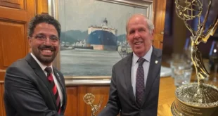 Panameño de la NASA, Daniel Lauchú, Honrado con Reconocimiento en Embajada Tras Ganar Premio Emmy