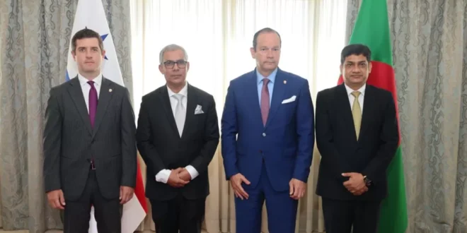 Canciller Martínez-Acha recibe cartas credenciales de representantes de Austria, Bangladesh y Malta