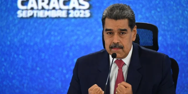Maduro Busca Control Total: Insta a Crear App para Denuncias Ciudadanas y Aumenta la Tensión con EEUU