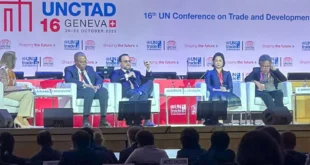 Panamá se consolida como plataforma regional de servicios, según Moltó en Ginebra