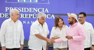 Productores de arroz y cebolla beneficiados por programas de la Administración Mulino