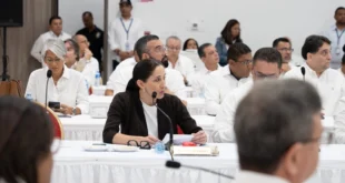 Ministra de Cultura María Eugenia Herrera en el Consejo de Gabinete Ampliado en Coclé