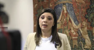 Ministra de Trabajo Jackeline Muñoz