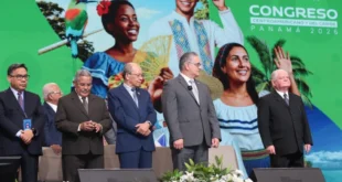 Ministro Juan Carlos Orillac en la inauguración del Congreso MMM en Panamá
