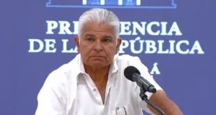 Presidente Mulino detallando la nueva estrategia logística para los puertos de Panamá