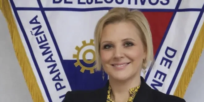 Giulia De Sanctis, Presidenta de la Asociación Panameña de Ejecutivos de Empresa