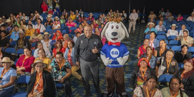 Más de 5,900 mujeres fortalecen sus finanzas con programa de Caja de Ahorros