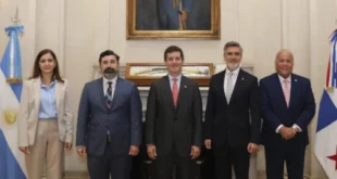 Panamá y Argentina avanzan hacia un acuerdo comercial con el Mercosur para ampliar mercados y fortalecer la economía.