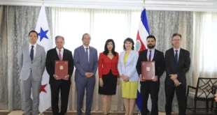 Panamá y Costa Rica firman acuerdo para impulsar corredor ferroviario regional