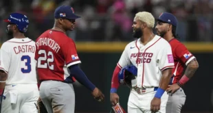 Puerto Rico remonta en extra innings y derrota 4-3 a Panamá en el Clásico Mundial