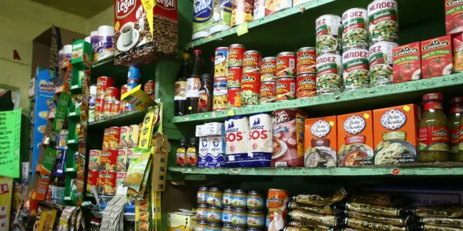 Canasta básica supera los $300 en Panamá y suben precios en minisúperes y abarroterías