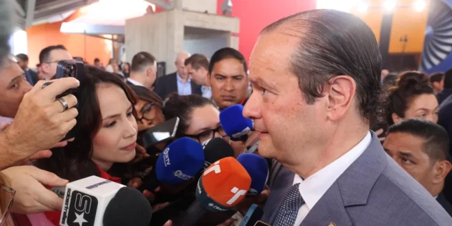 Canciller Martínez-Acha lidera gestiones diplomáticas por siete panameños detenidos en Cuba