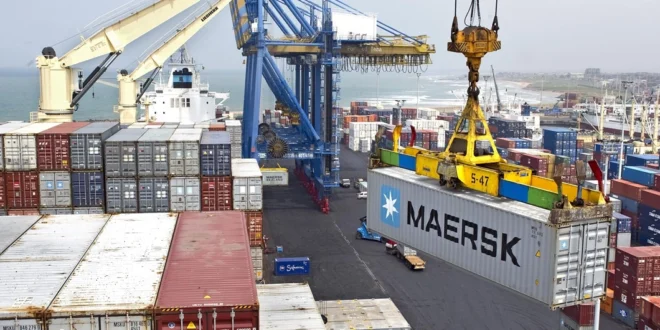 China presiona a Maersk y MSC por gestión de puertos en el Canal de Panamá