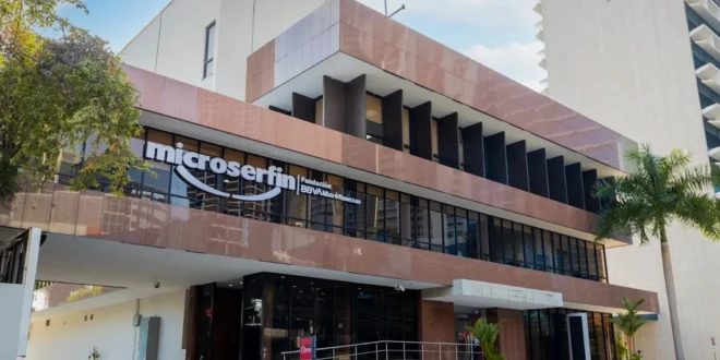 Microserfin consolida su solidez financiera y social con calificaciones estables de Moody’s y MicroRate