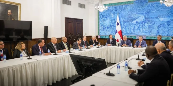 Mulino se reúne con bancada del PRD para abordar agenda legislativa y reformas