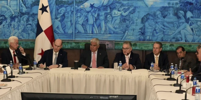 Presidente Mulino se reúne con bancada de Realizando Metas para revisar temas de interés nacional